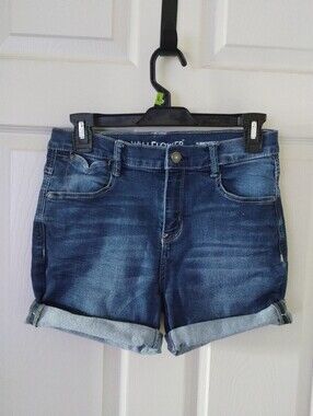 Wallflower Washed Blue Roll-Cuff Denim Shorts Size 9